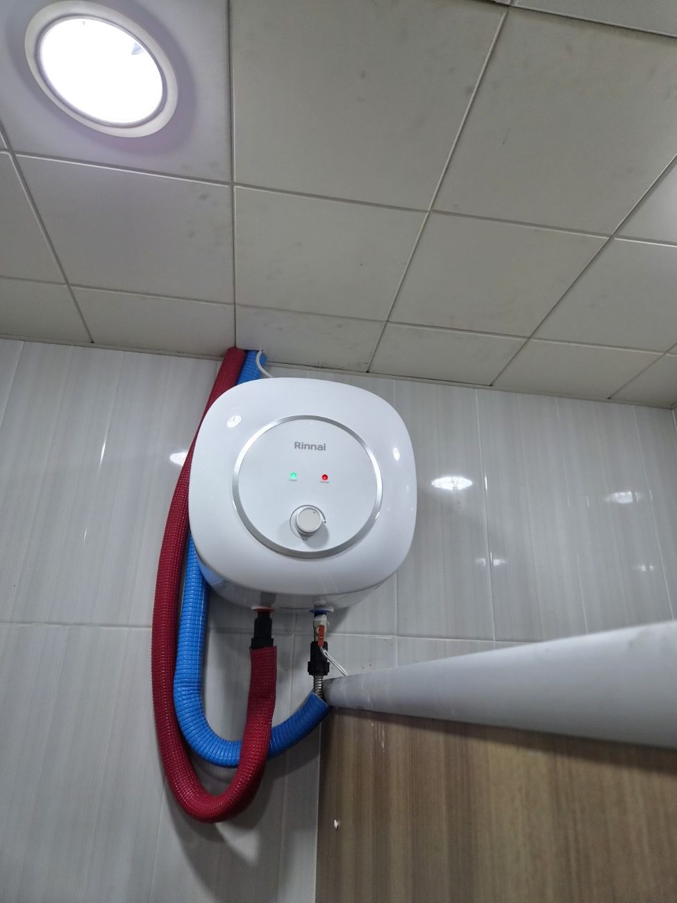 전기온수기 설치 시공 사진 6